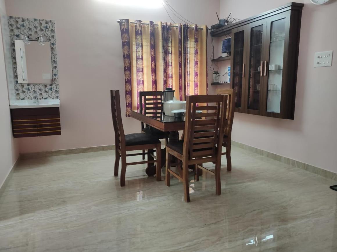 Sree Valsam Inn Bed Breakfast Alappuzha Εξωτερικό φωτογραφία